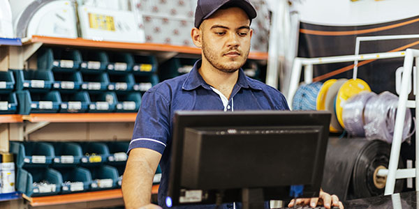 Labor Woes Drive Stores to Digital Solutions