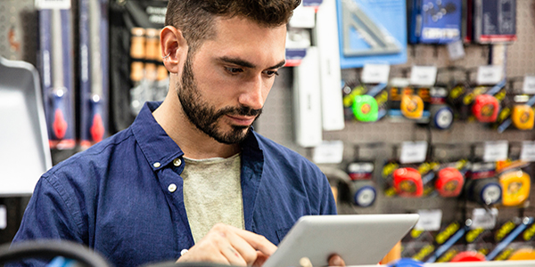 Year-End Checklist for Retail Success